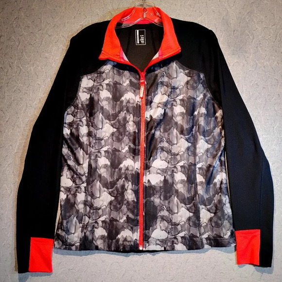 Mondetta Jackets & Blazers - Mondetta Black & White Camo Long Sleeve Stretch Athletic Jacket in Size XL